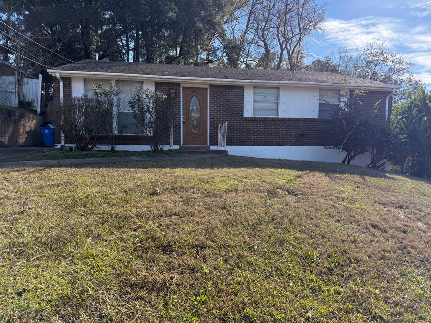 Prattville House: 106 White Oak Drive