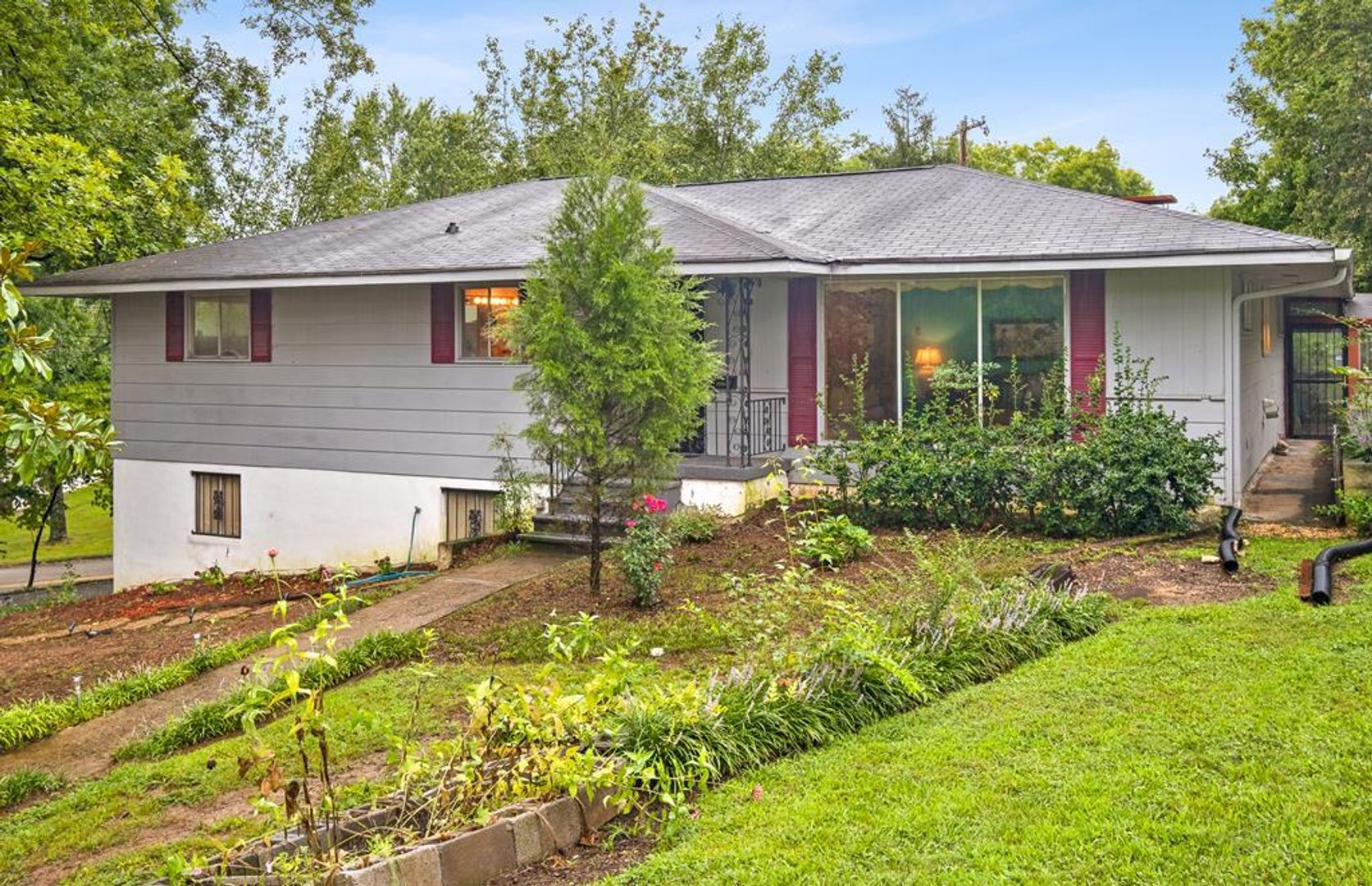 Chattanooga House: 3618 Sunrise Ter