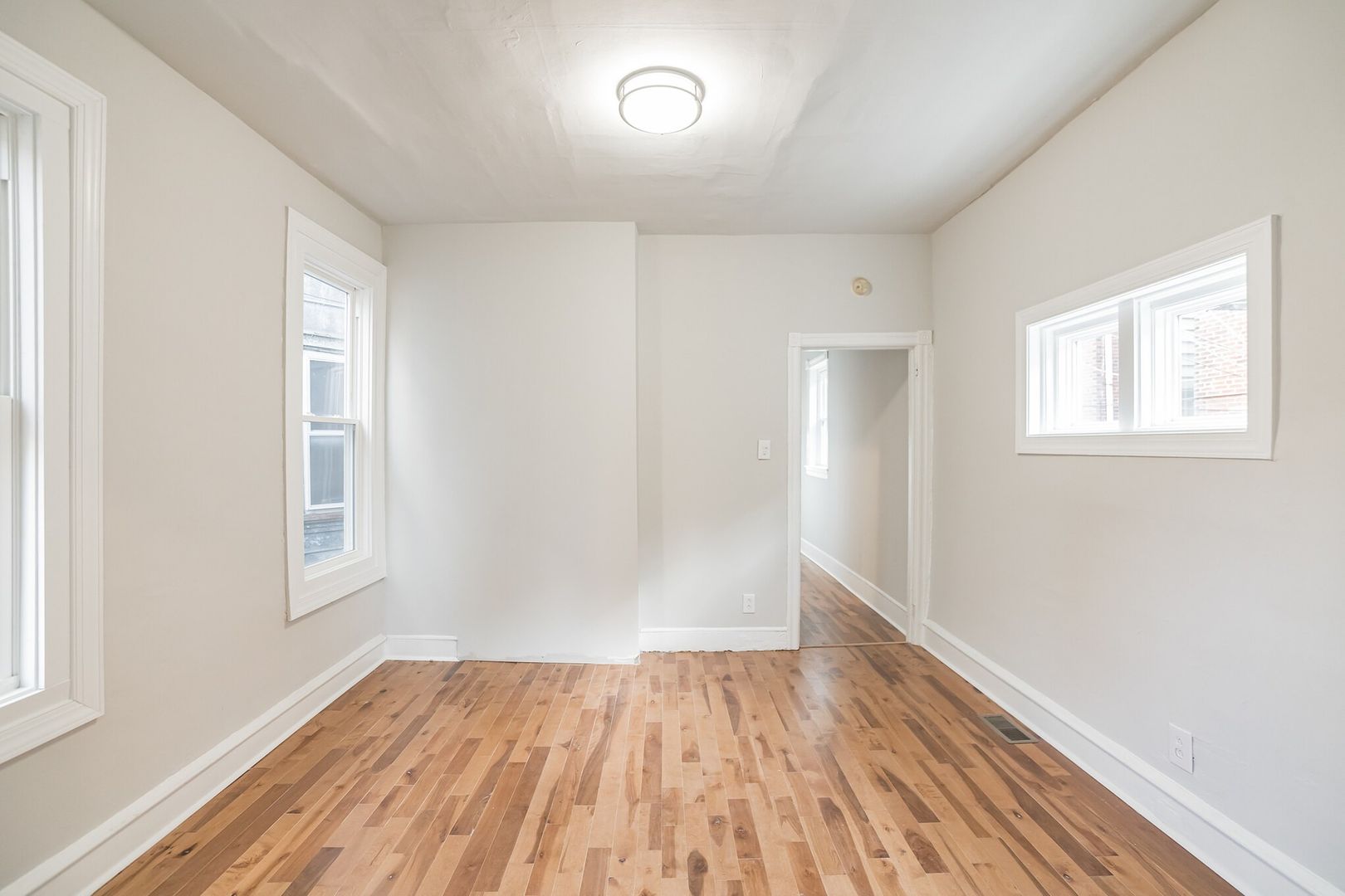 Philadelphia Apartment: 1640 S 56th St