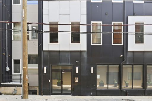 2007 Hope St - Suite 100 – photo 1