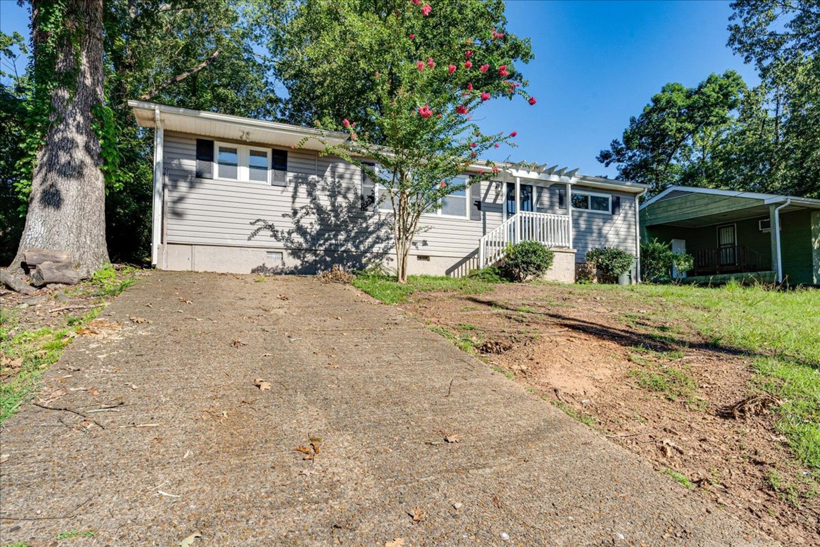 Chattanooga House: 711 Moore St