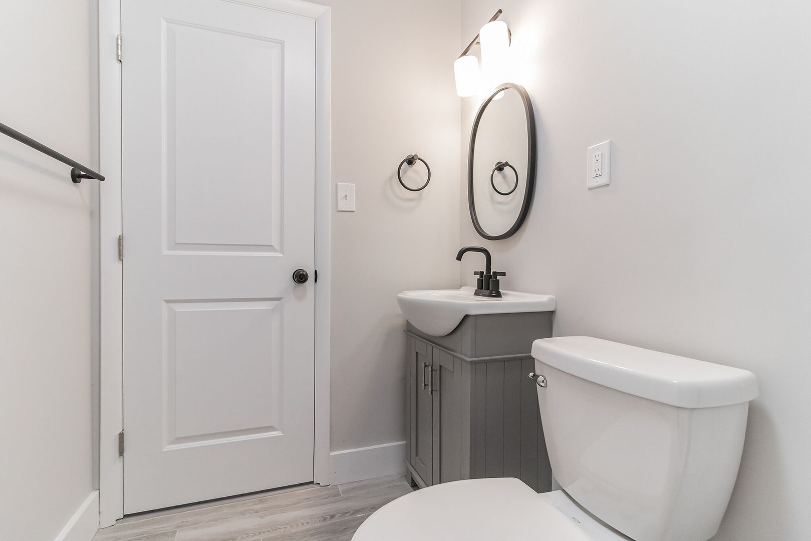 Philadelphia House: 1709 S Conestoga St