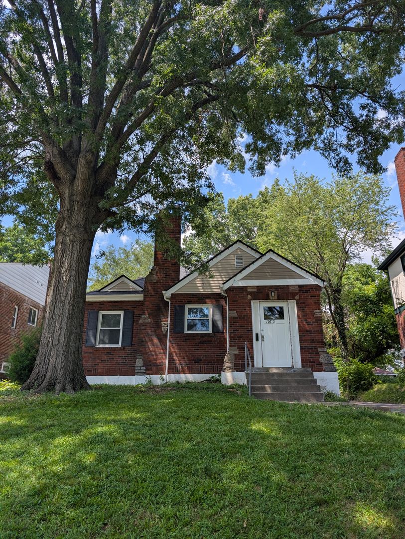 Cincinnati House: 1762 Catalina Ave