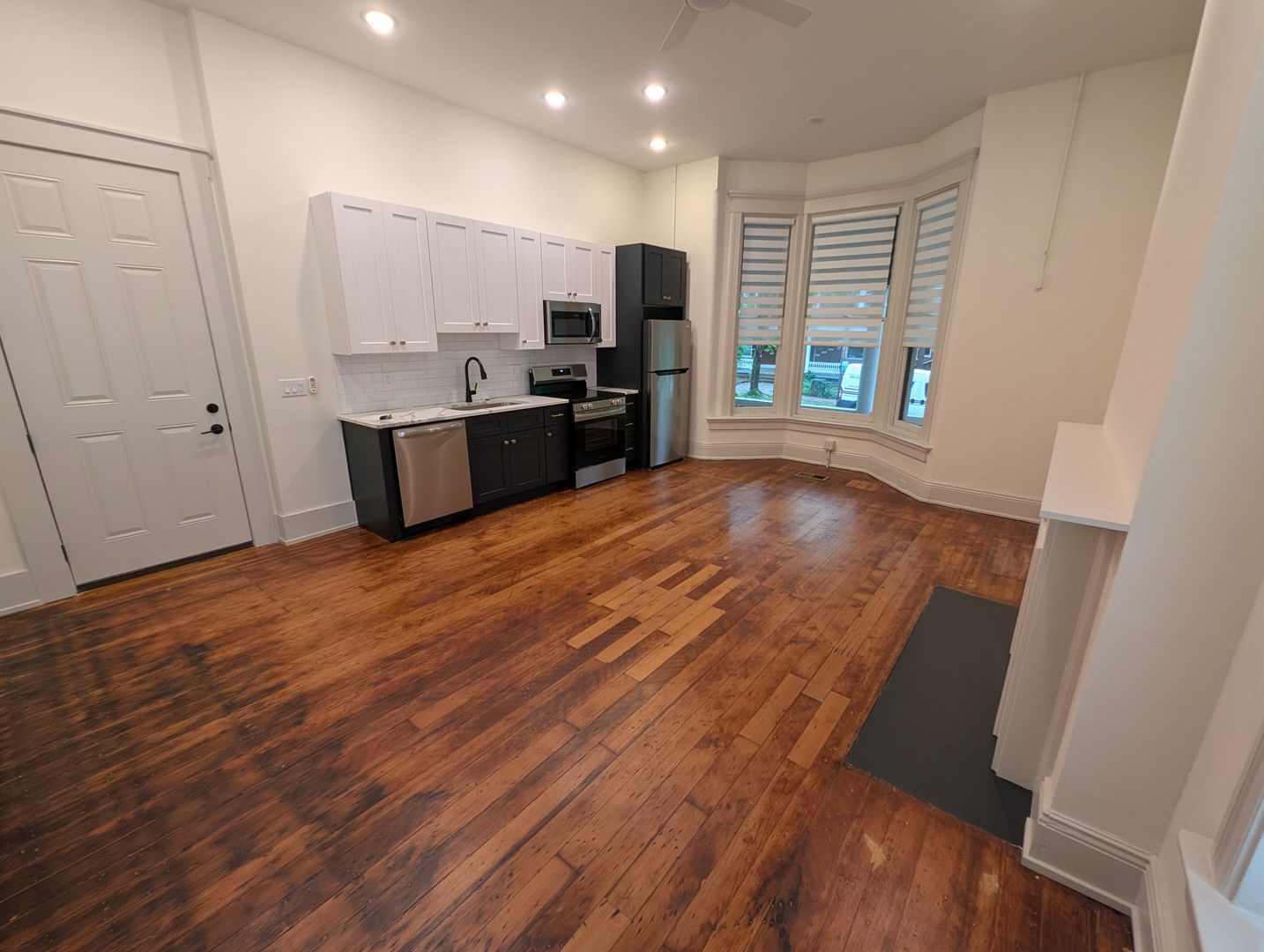 Covington Apartment: 521 Garrard St - Apartment 1
