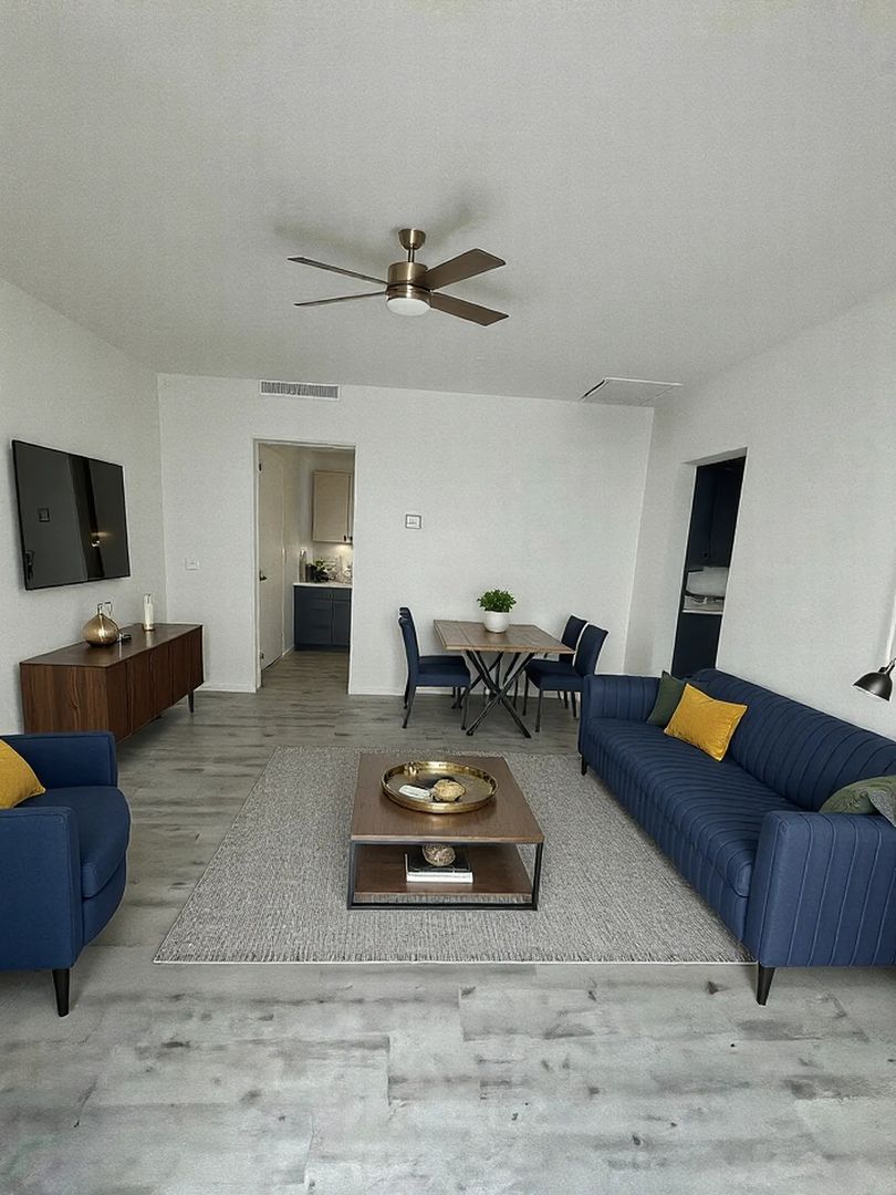 Haltom City Apartment: 1723 Oak Knoll Drive - #6