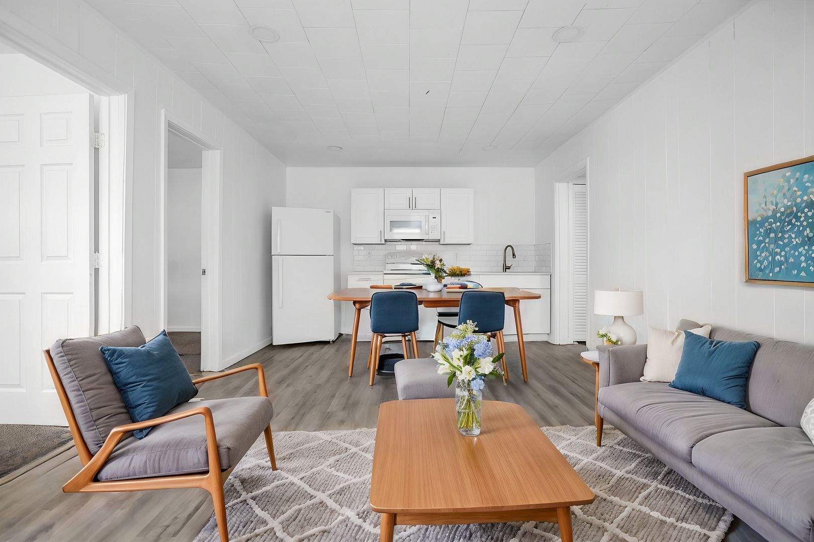 Bonham Apartment: 713 Sam Rayburn