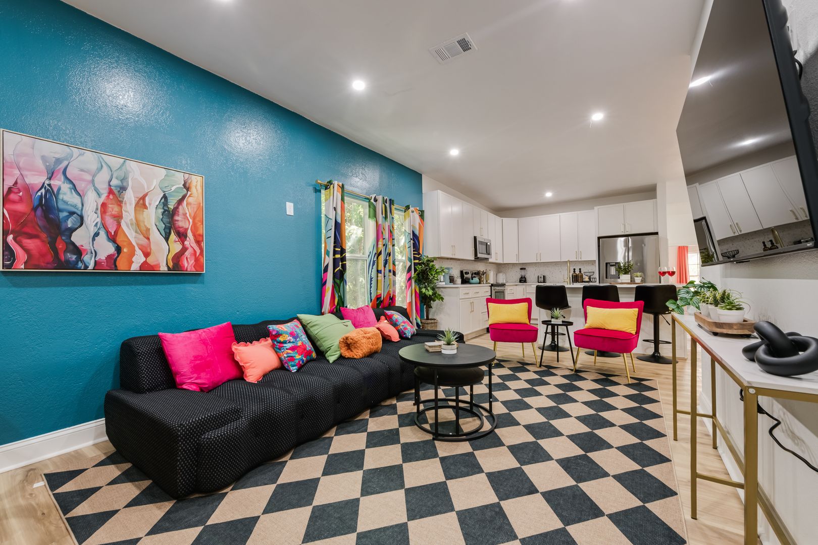 Dallas Apartment: 5624 Eastside Avenue