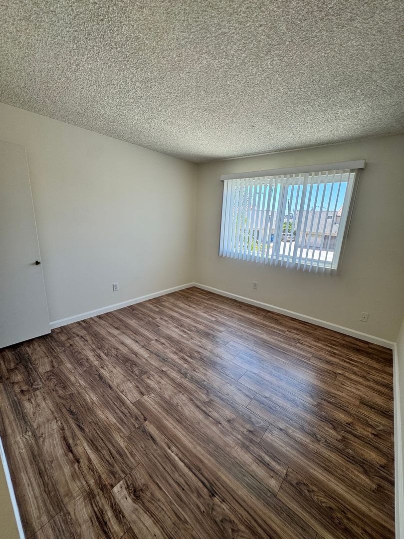 1 Bed, 1 Bath Upstairs Apartment - 17762 Paseo Circle #C 9 of 12
