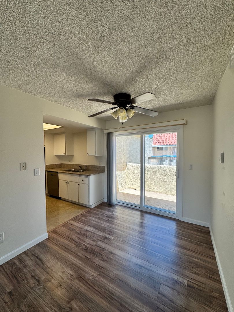 1 Bed, 1 Bath Upstairs Apartment - 17762 Paseo Circle #C 5 of 12