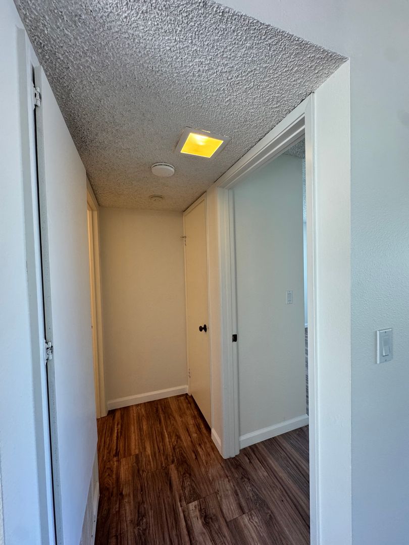 1 Bed, 1 Bath Upstairs Apartment - 17762 Paseo Circle #C 7 of 12