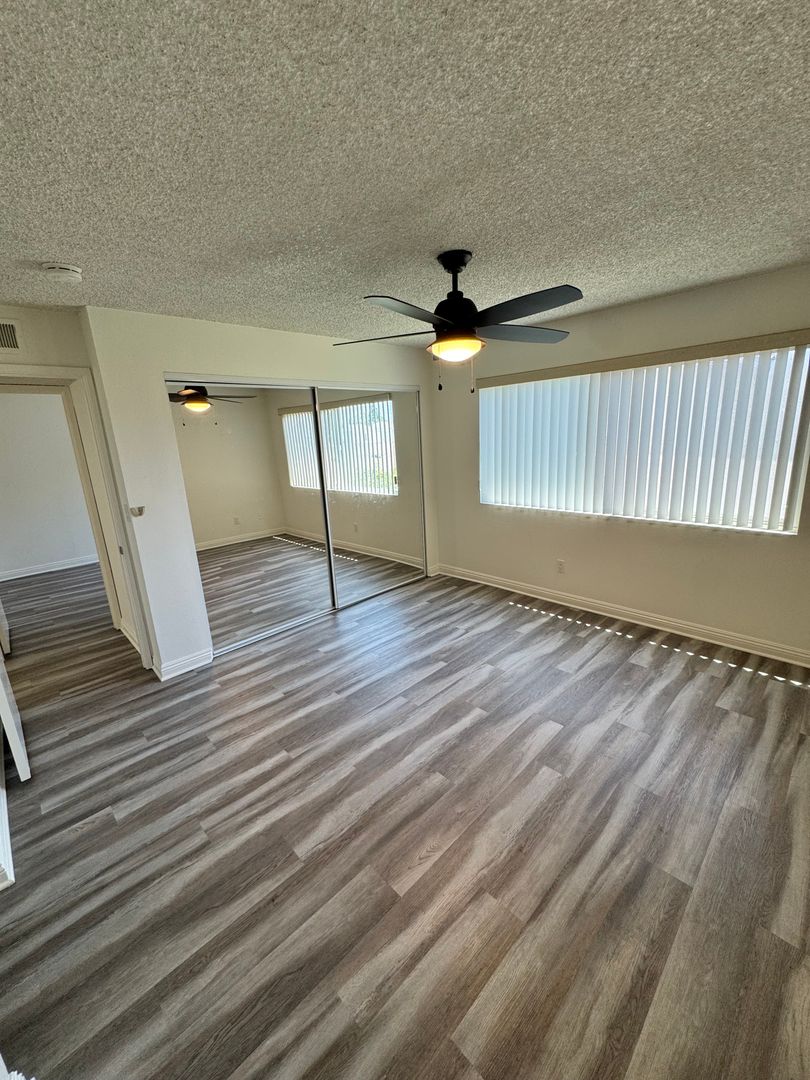 2 Bed, 2 Bath Upstairs Apartment - 17762 Paseo Circle #D 11 of 12