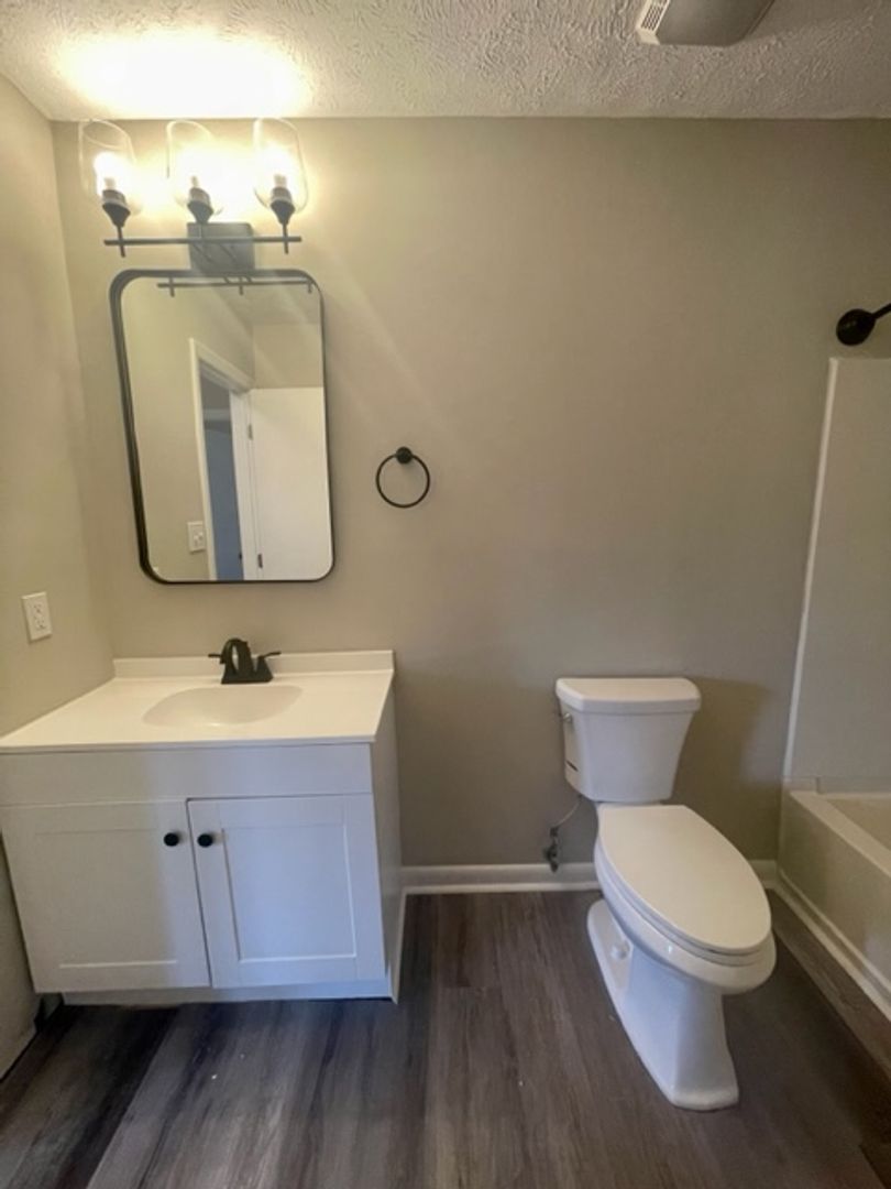 Fayetteville Apartment: Windy Hill Cir