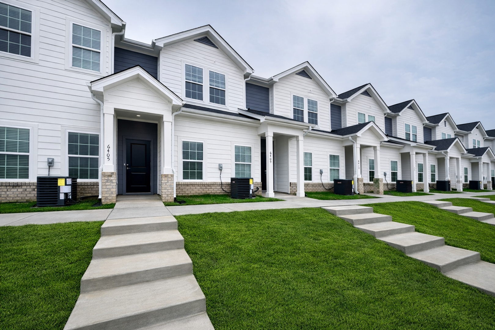 Charlotte Townhome: 4700 Prosperity Church Rd.