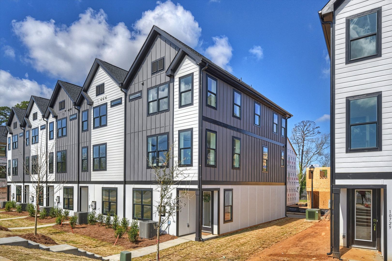 Charlotte Apartment: 10701 Mallard Creek Road