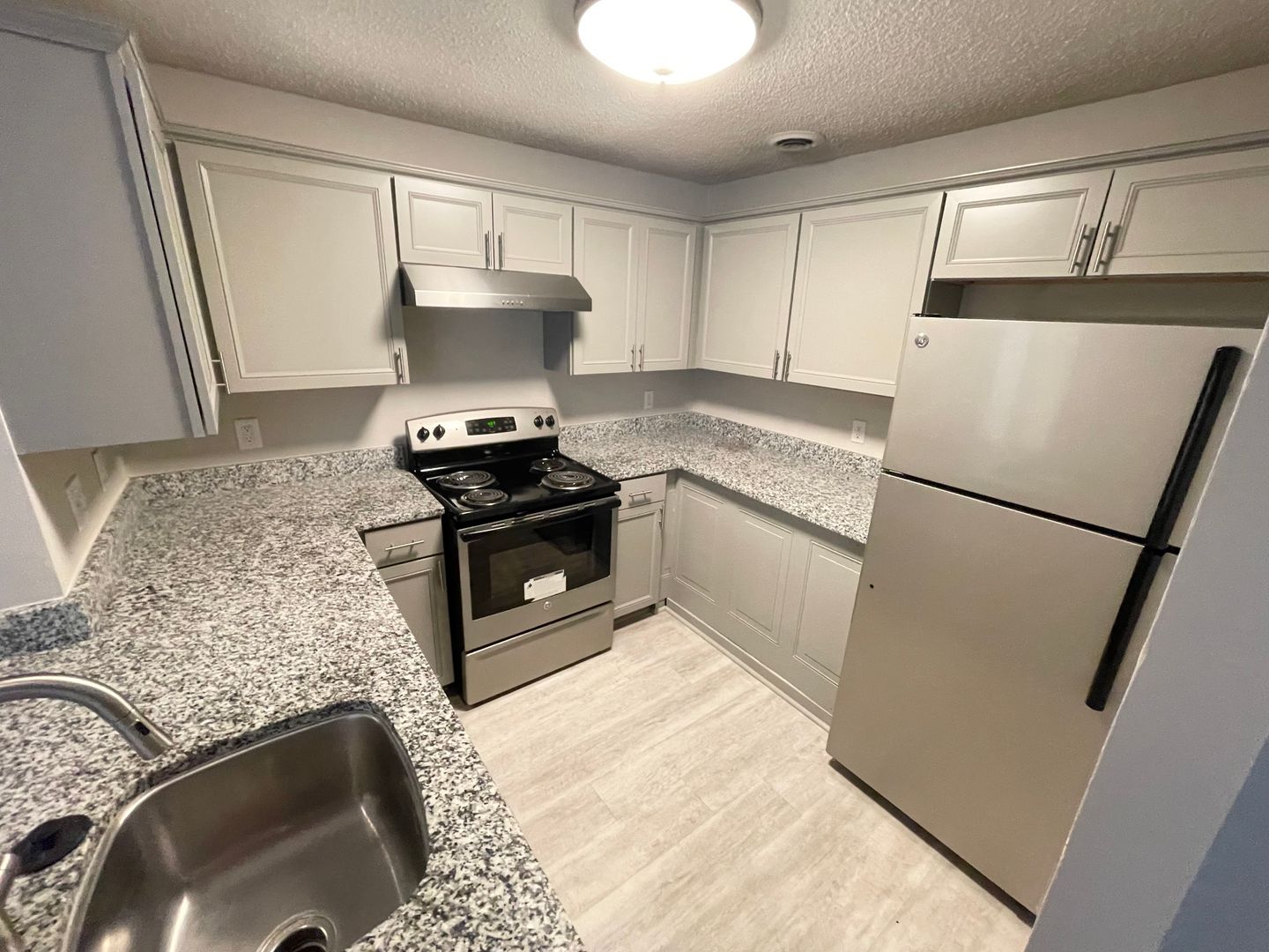 Charlotte Apartment: 415 W 10th Street