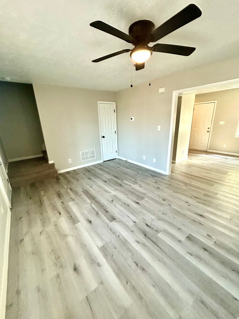 Fayetteville Apartment: Windy Hill Cir