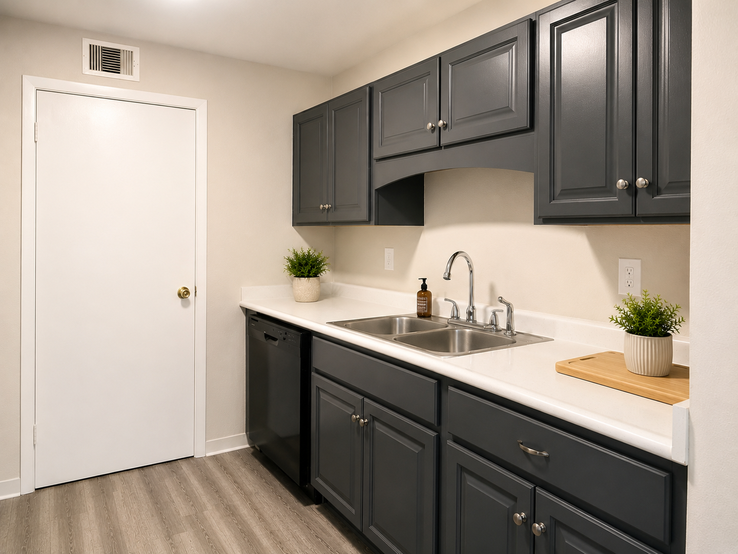 Asheville Apartment: 130 N Ridge Dr