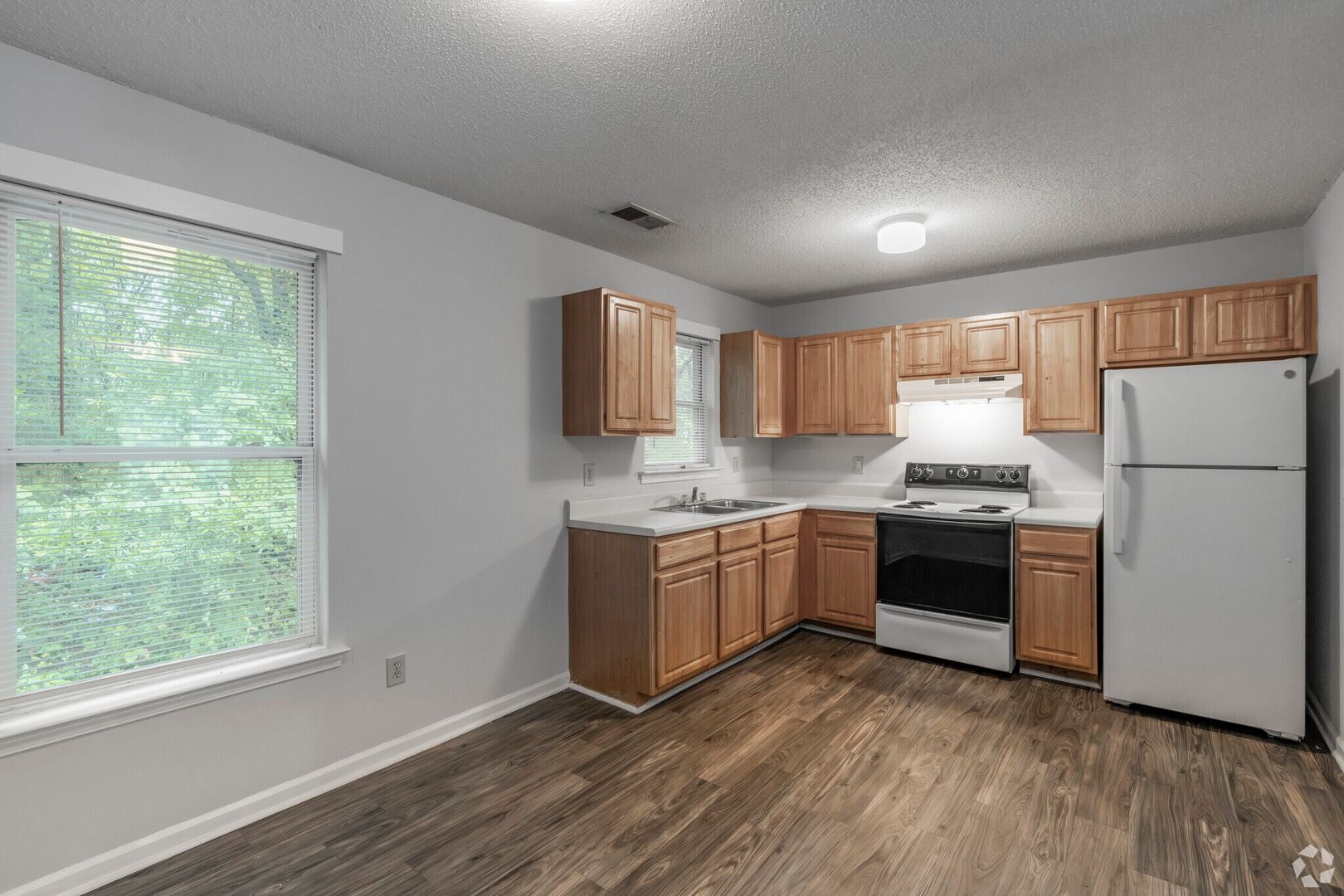 Gastonia Apartment: 1201 Butler St
