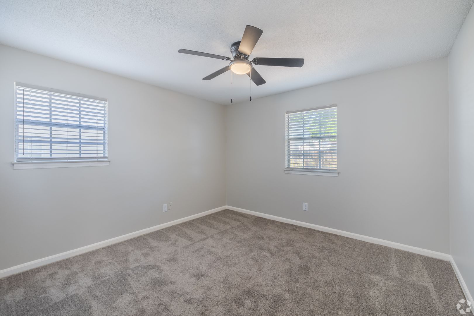 Hanahan Apartment: 1100 River Road