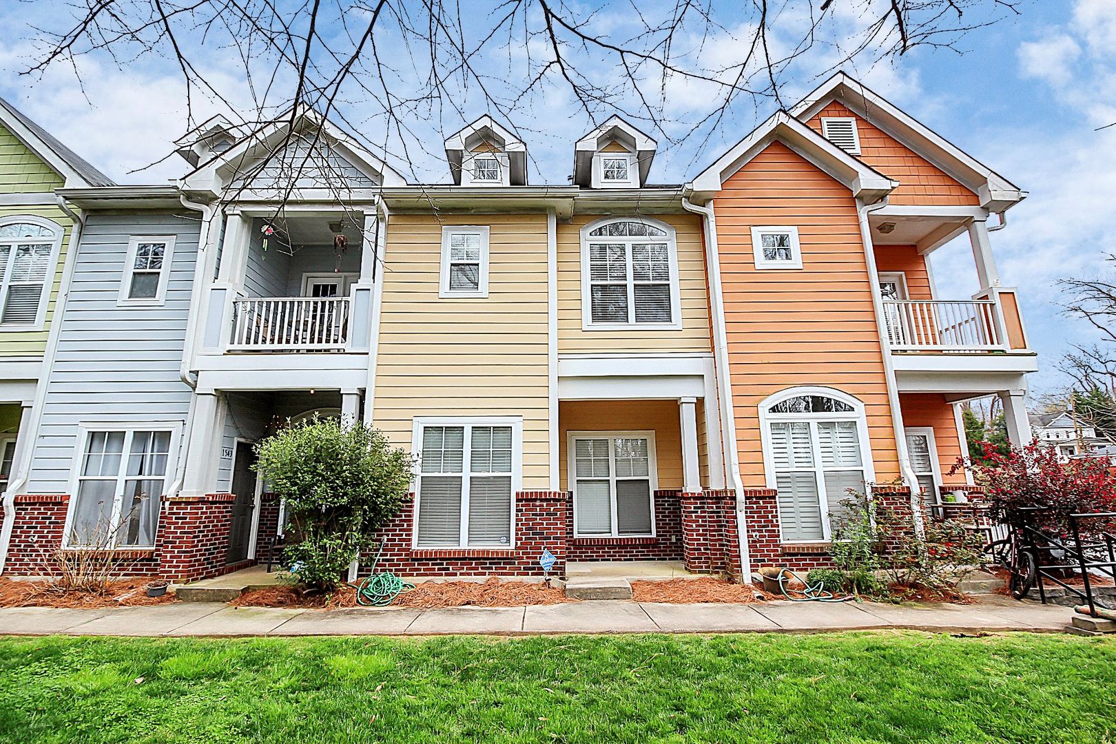 Charlotte Townhome: 1541 Pecan Avenue
