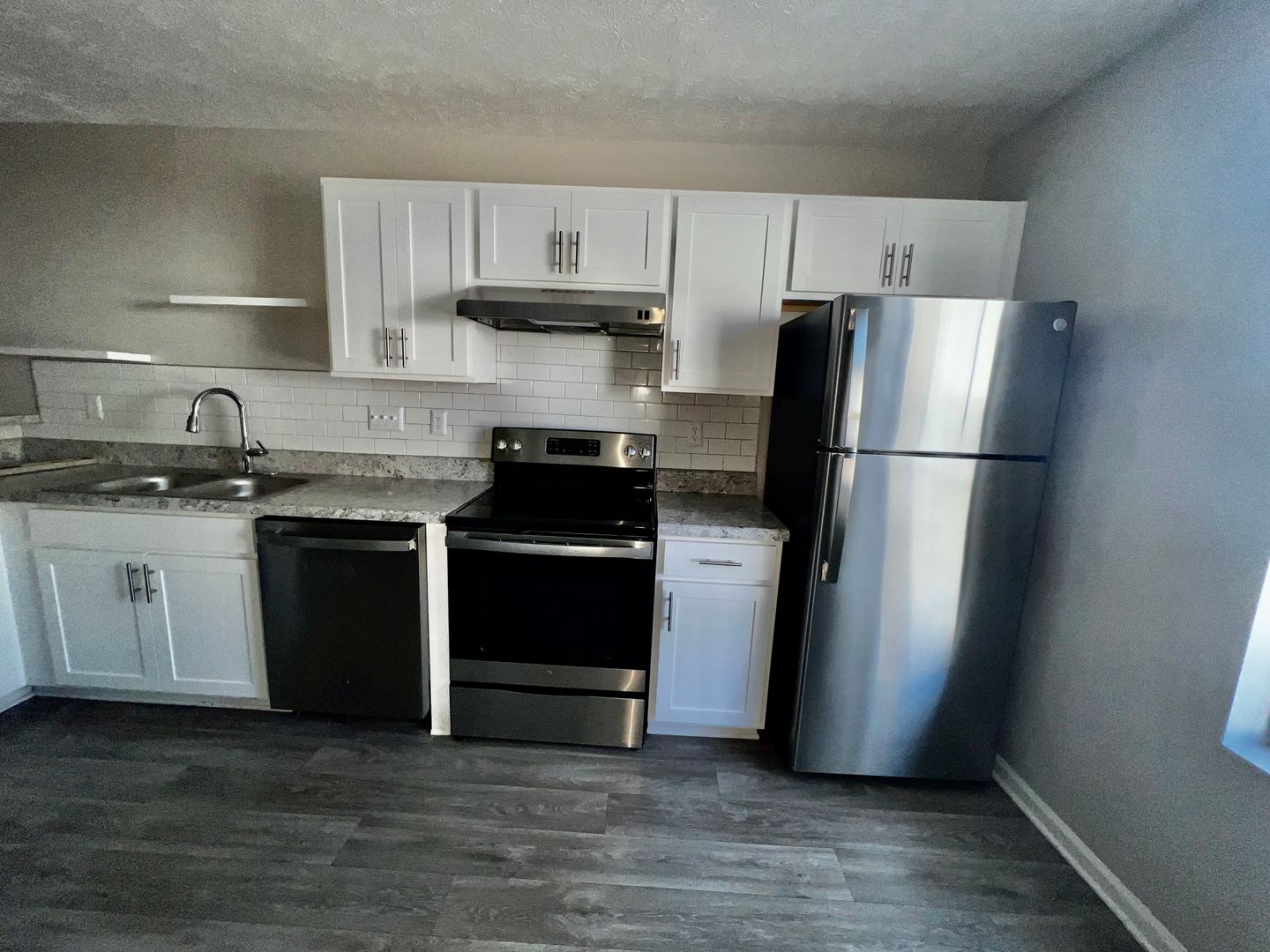 Hope Mills Apartment: Professional Dr