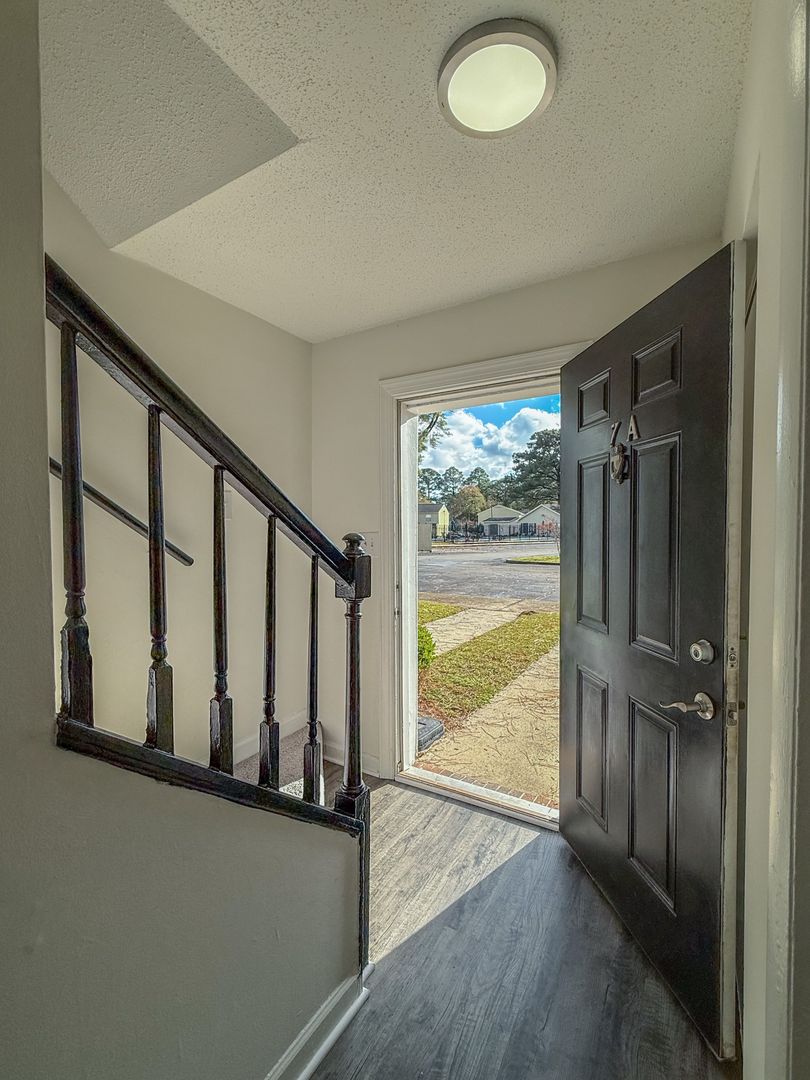 Jacksonville Apartment: 301 Village Drive