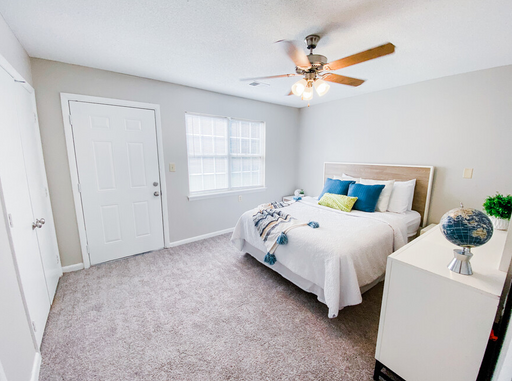 Landmark living in the Haymount. First full month free APPLY NOW! – photo 1
