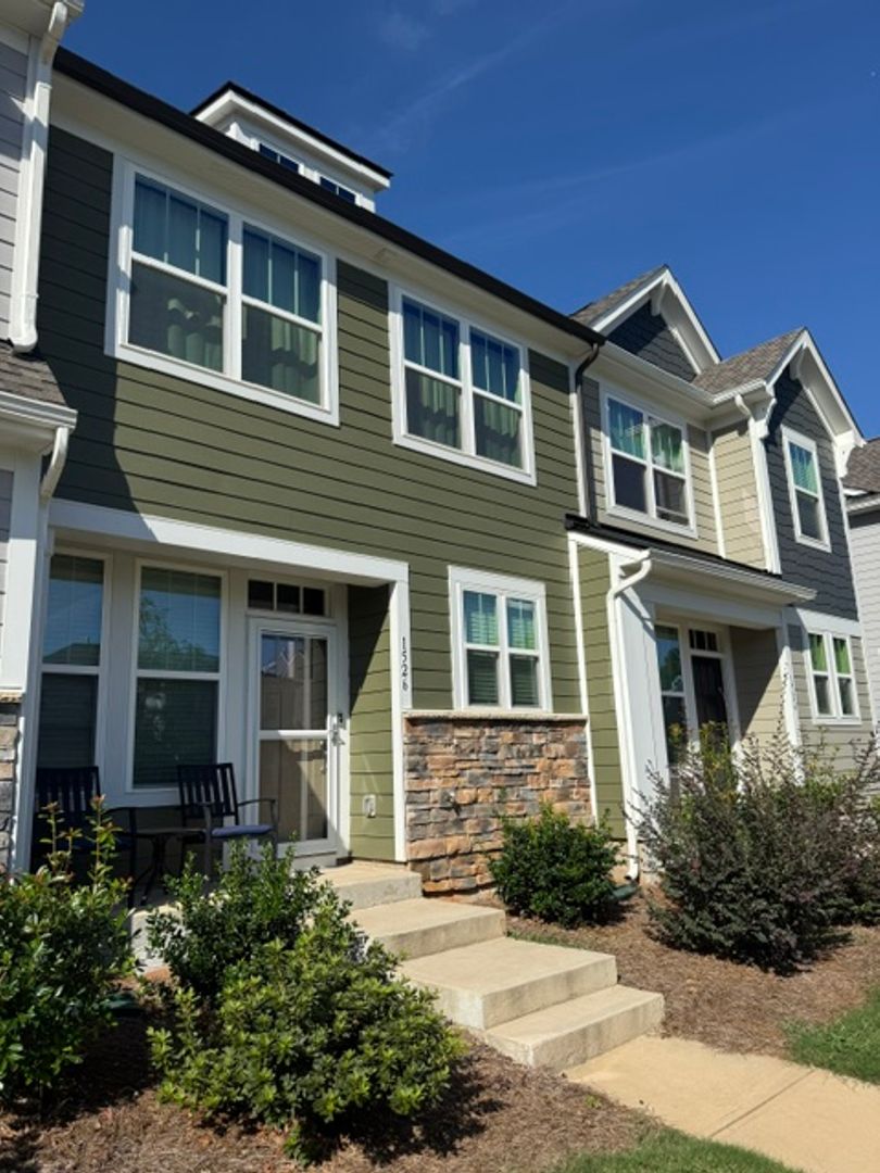 Belmont Townhome: 1526 Cedar Tree Dr