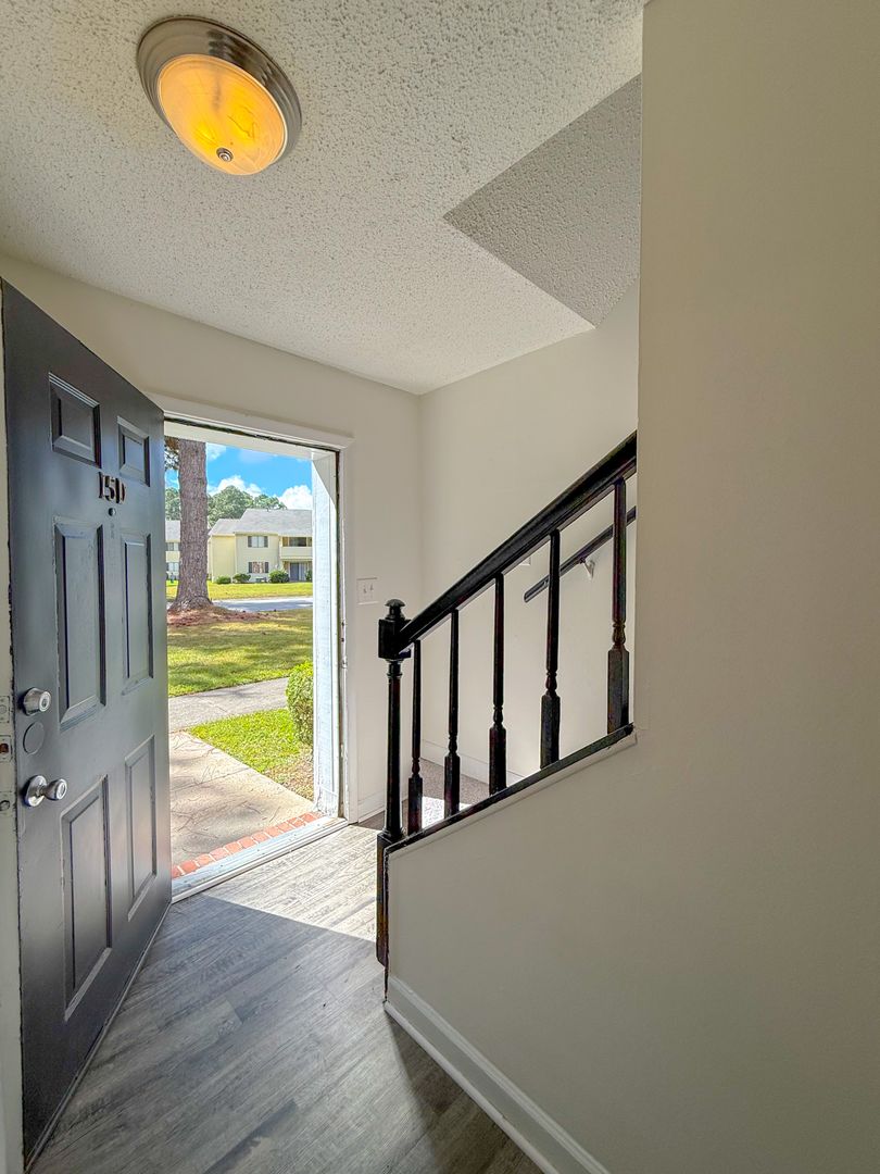 Jacksonville Apartment: 301 Village Drive