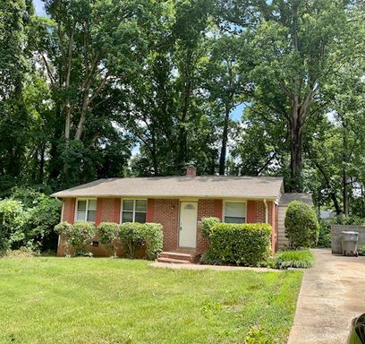 Brick Ranch in Yorkmount Area near Tyvola – photo 1