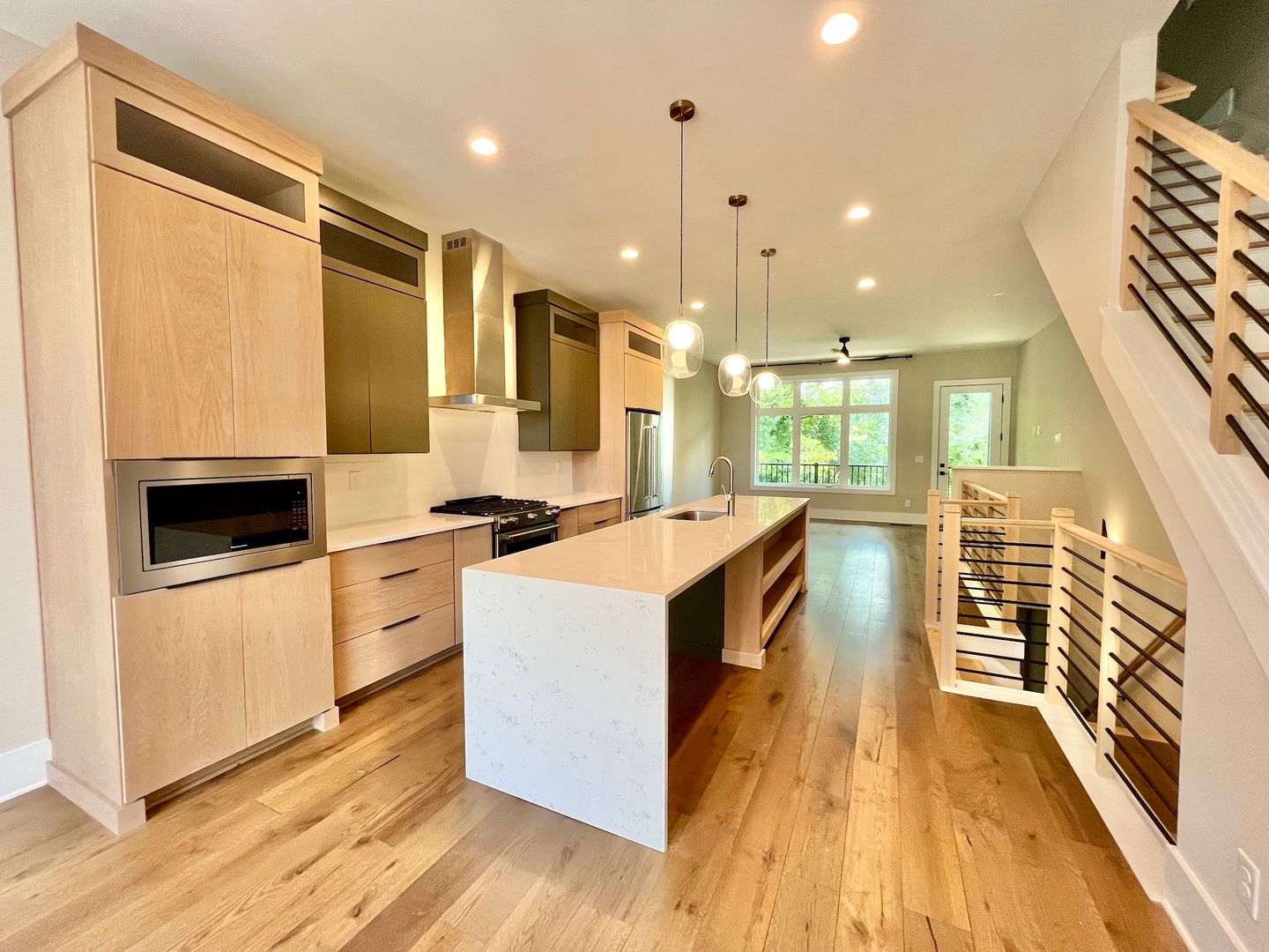 Charlotte House: 118 Frazier Ave