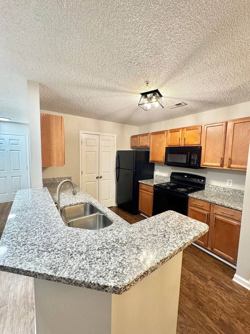 Fort Mill Apartment: 315 Flint Hill Rd