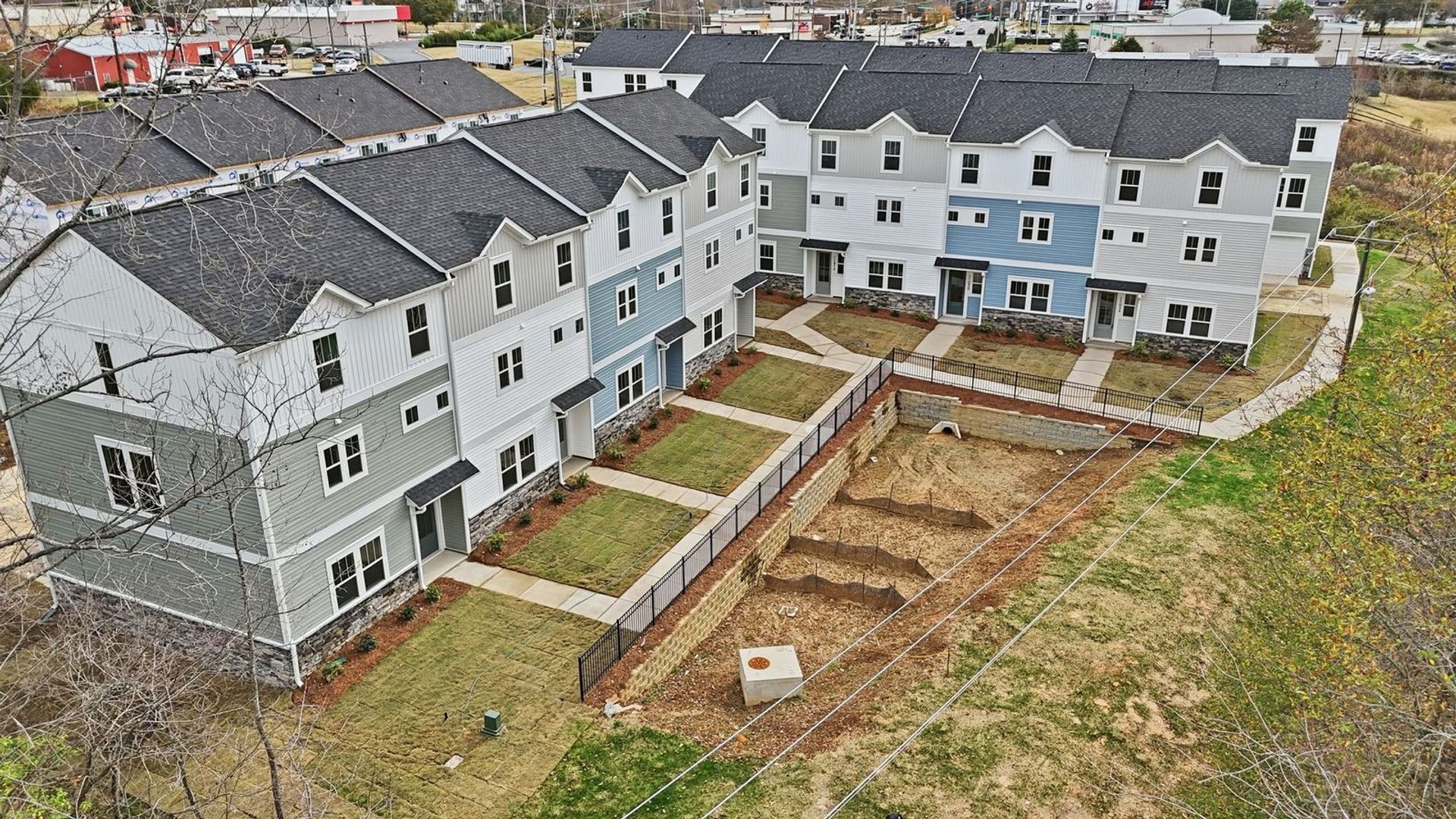 Charlotte Apartment: 10317 Rozzelles Ferry Rd