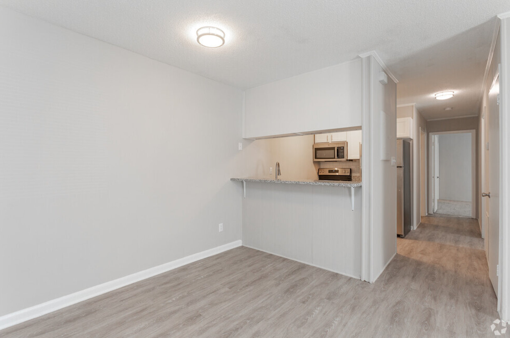 Fayetteville Apartment: Blanton Road