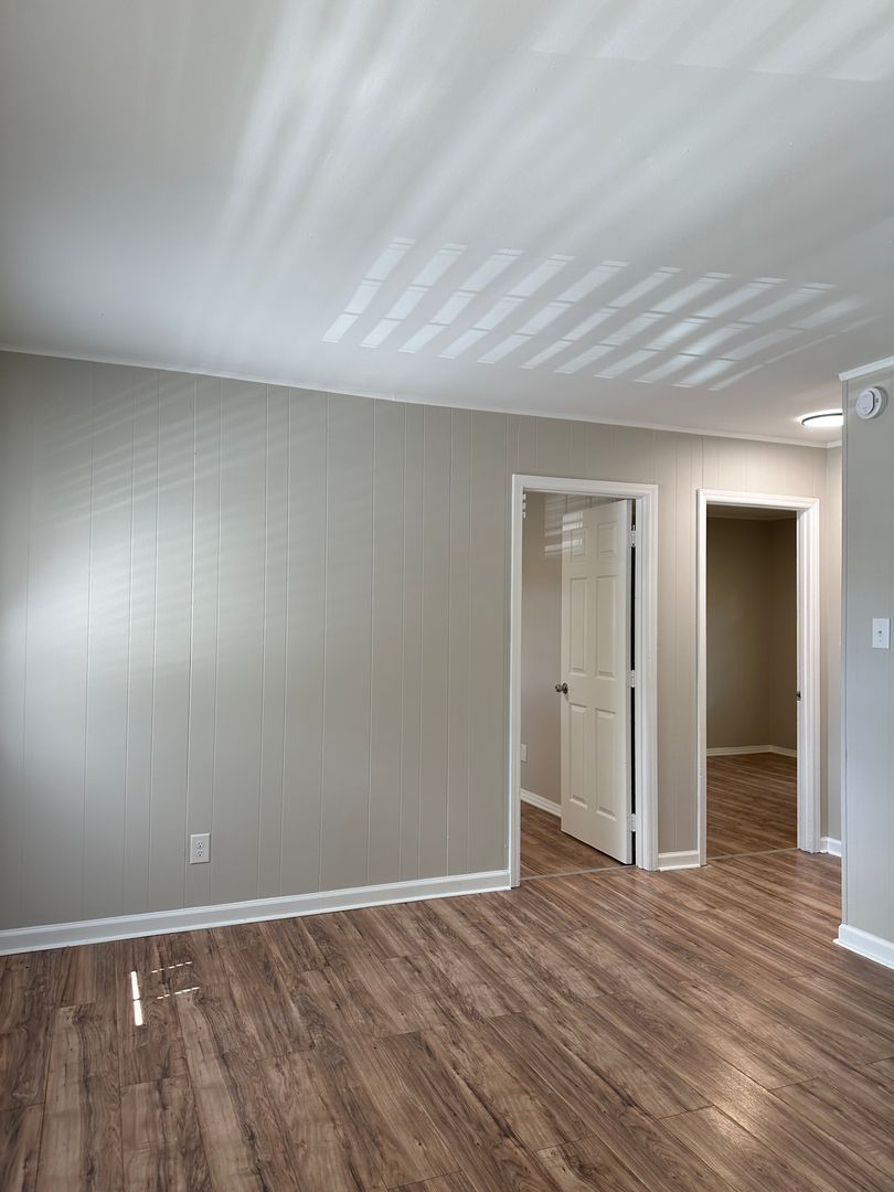 Charlotte Apartment: 2700 Pitts Drive