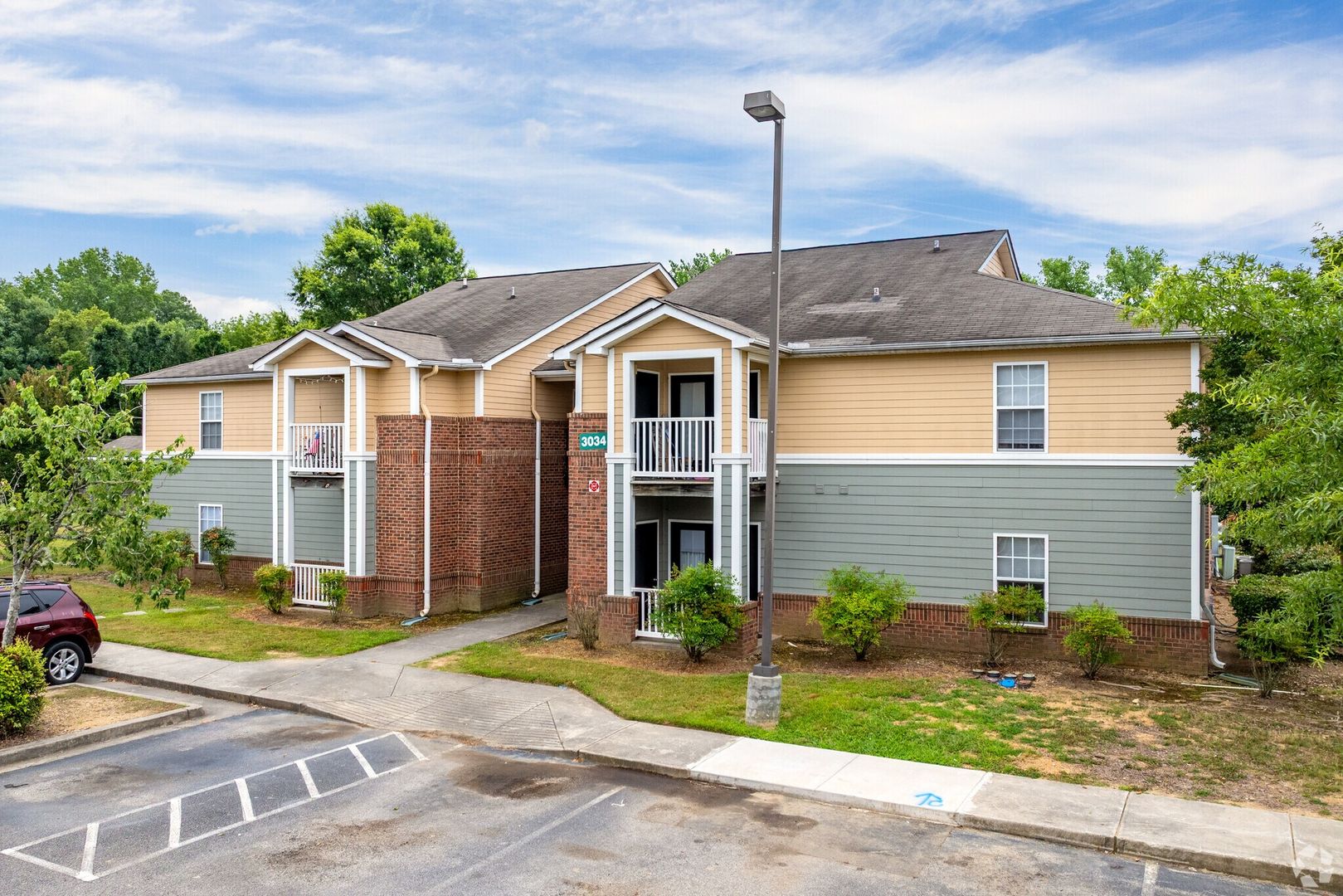 Lancaster Apartment: 3038 Miller St
