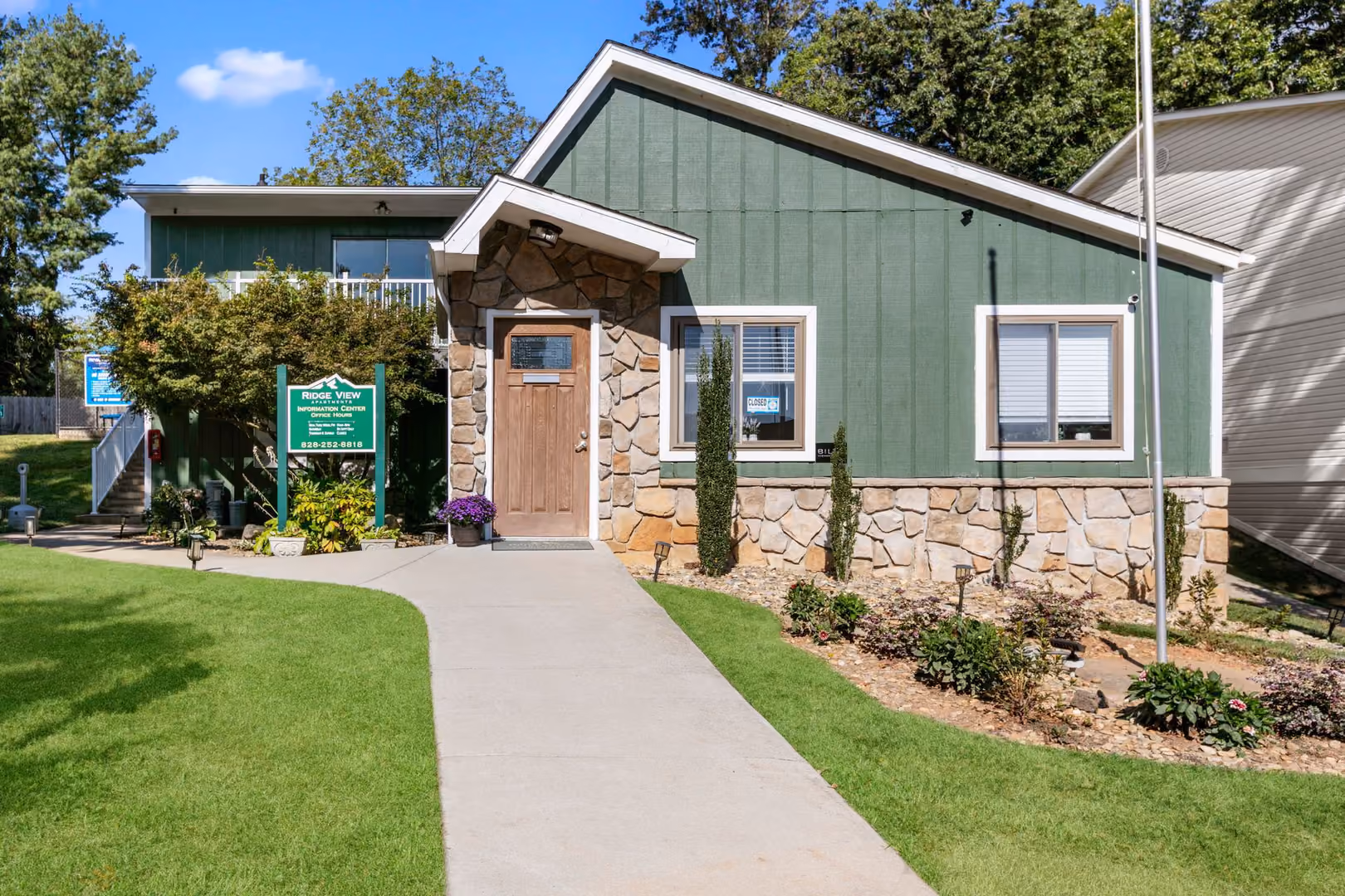 Asheville Apartment: 130 N Ridge Dr