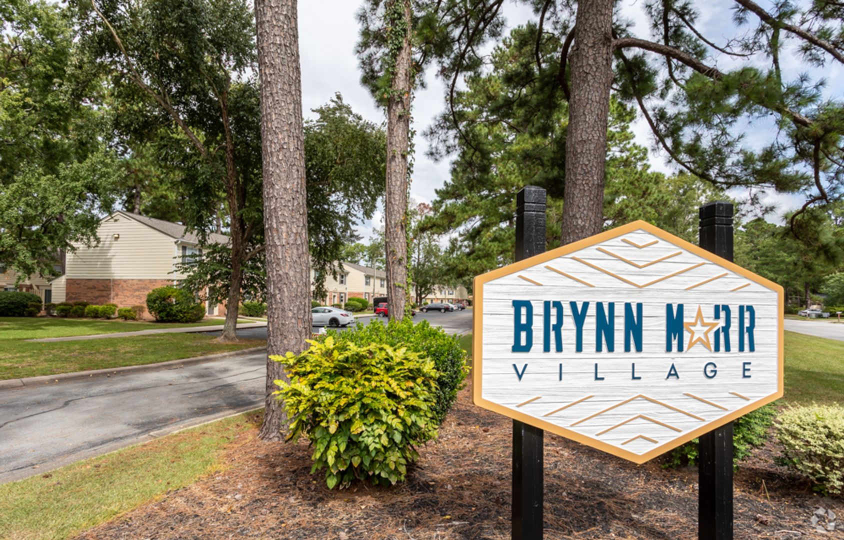 Jacksonville Apartment: 301 Village Drive