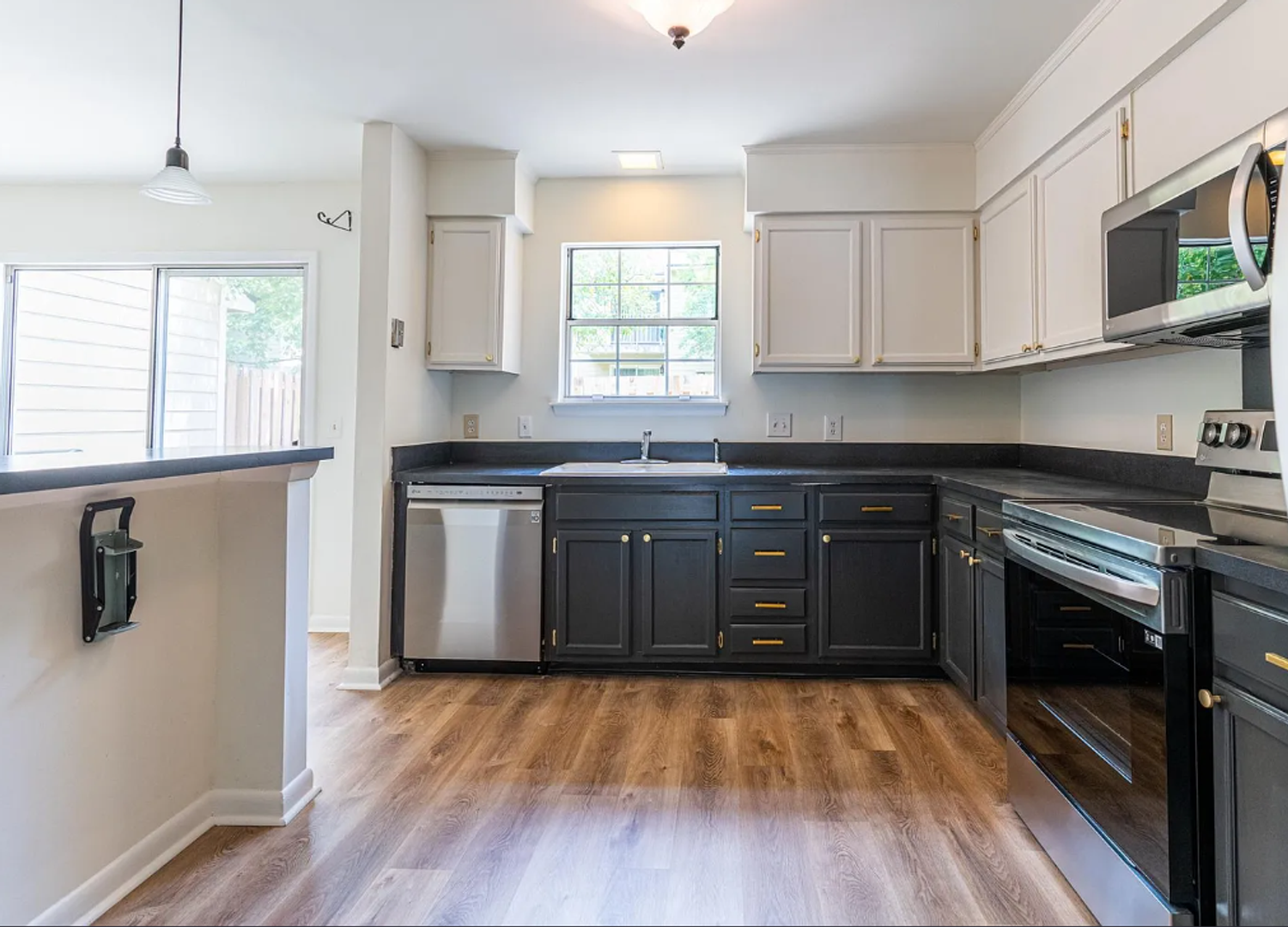 Charlotte House: 3276 Heathstead Place