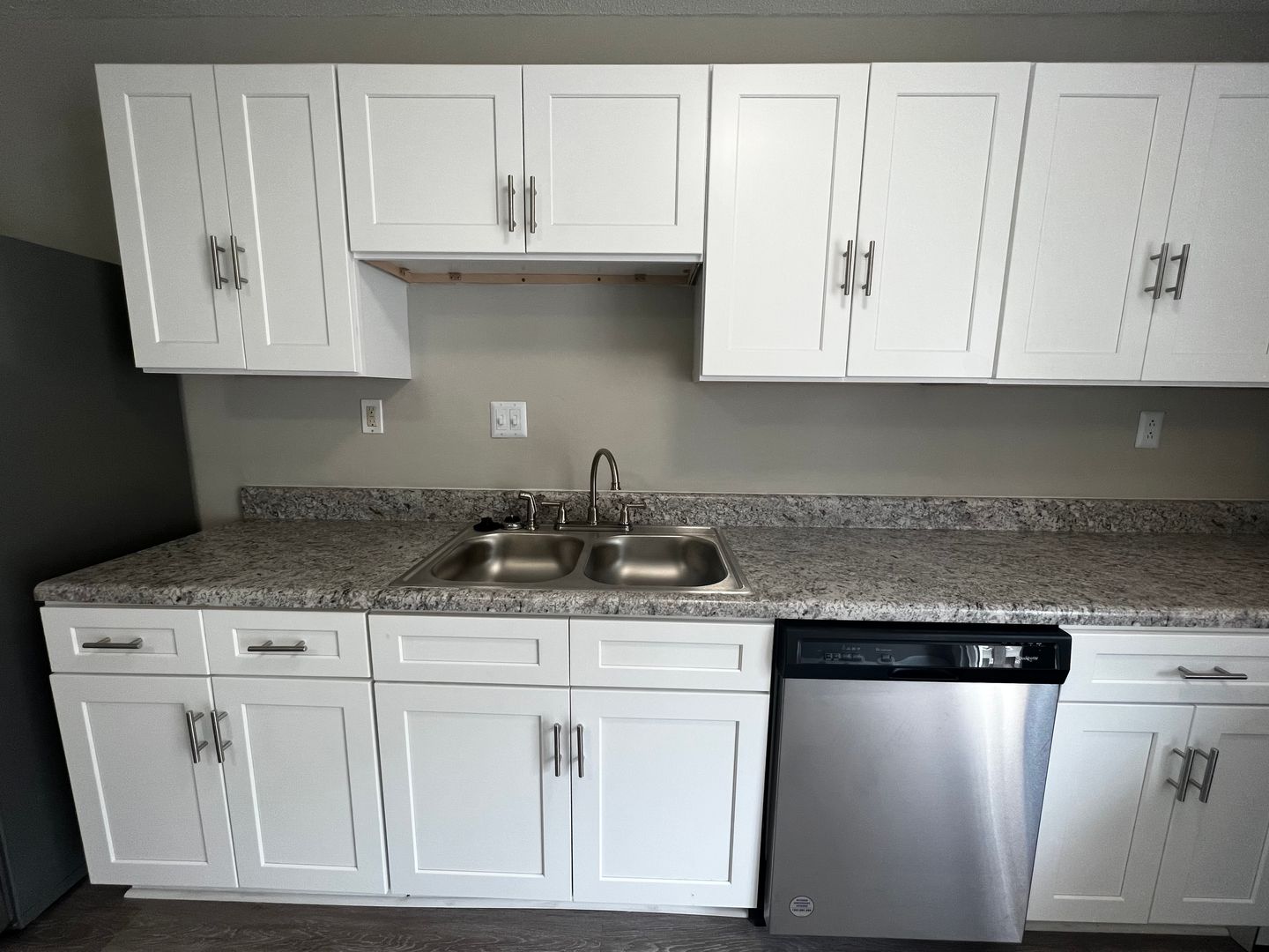 Fayetteville Apartment: Elcone Dr