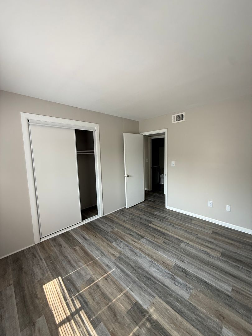 Ridge View Apartments 9 of 11