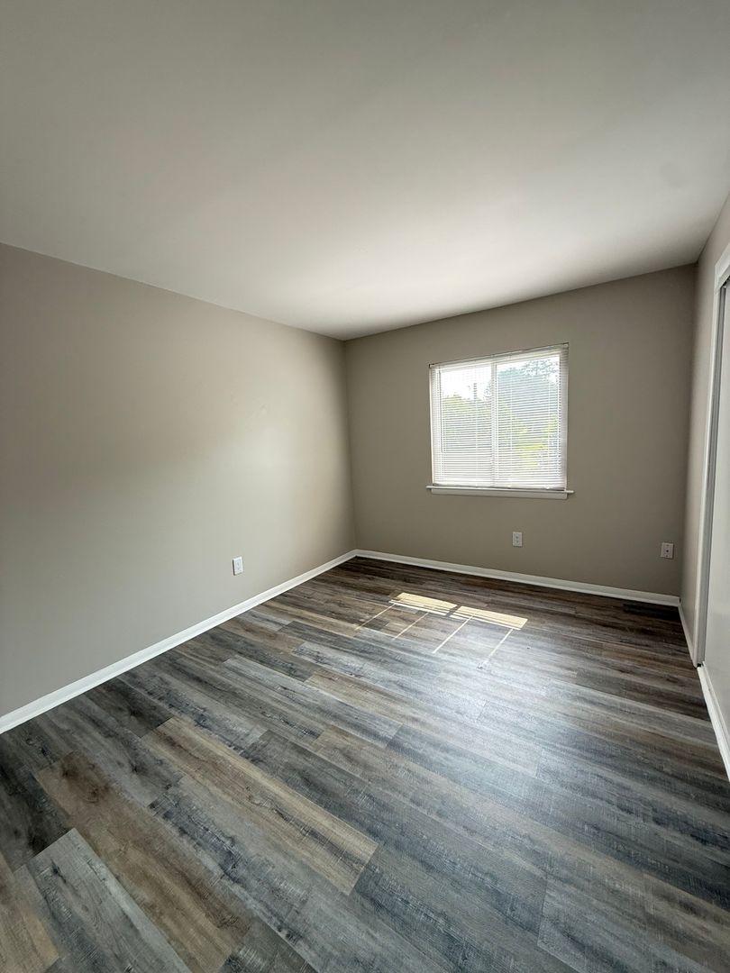 Ridge View Apartments 8 of 11