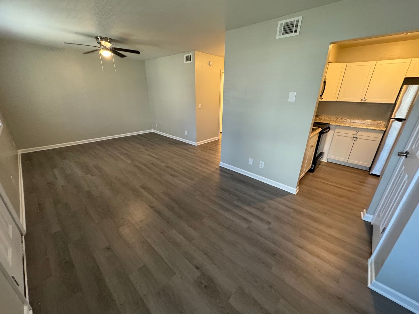 Concord Apartment: Tribune Avenue