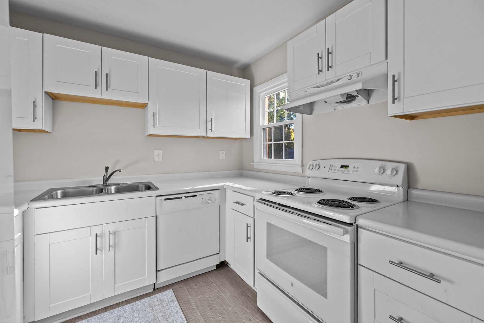 Charlotte Condo: 4600 Coronado Drive