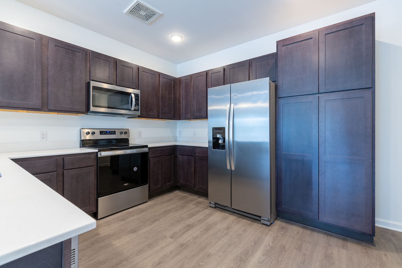 Charlotte Apartment: 10615 Steele Creek Road