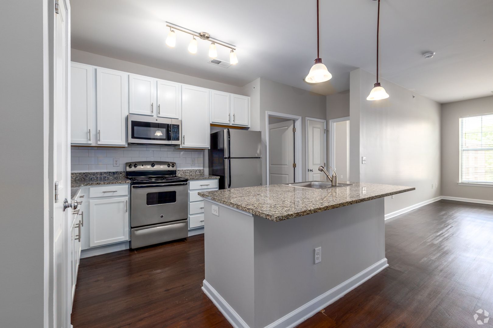 Charlotte Apartment: 4310 Park Rd