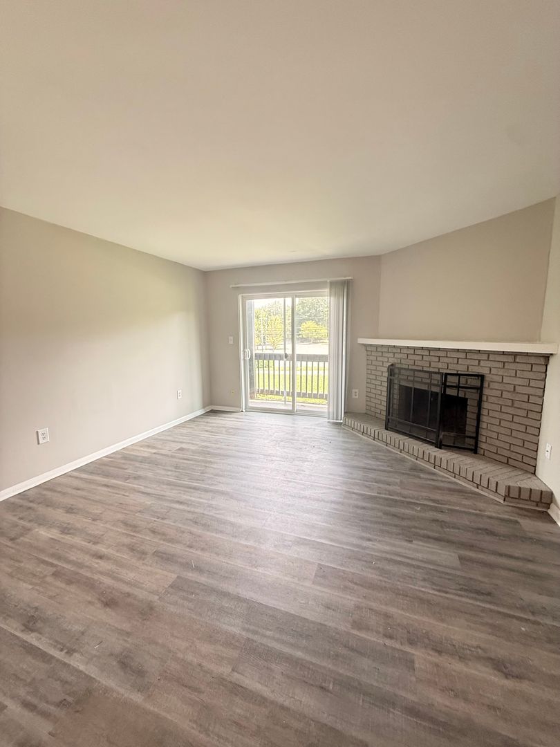 Ridge View Apartments 4 of 6