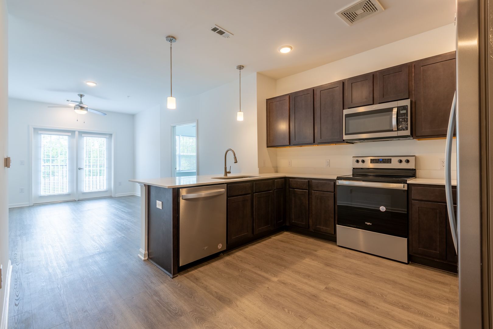 Charlotte Apartment: 10615 Steele Creek Road