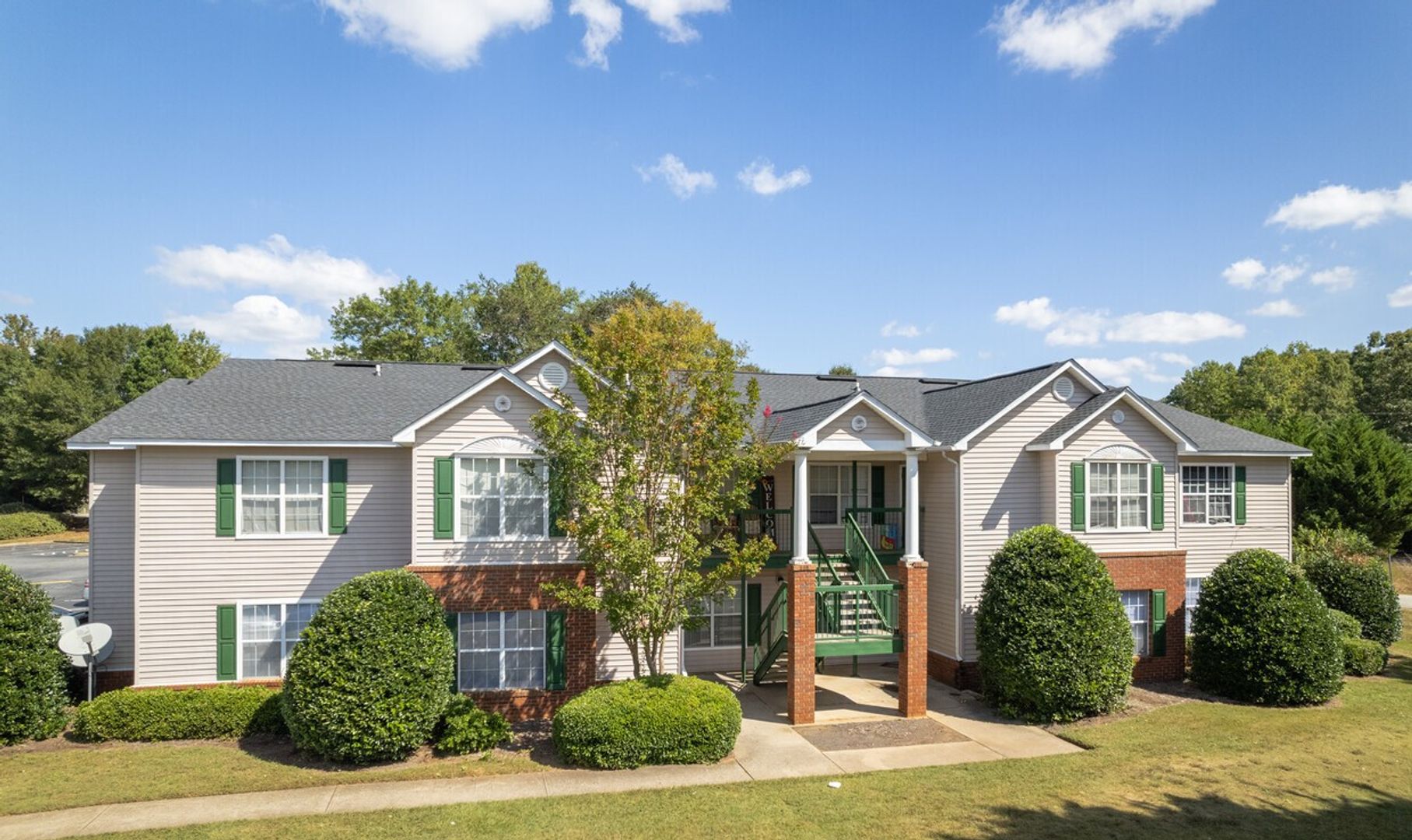 Gaffney Apartment: 112 Martin Lane
