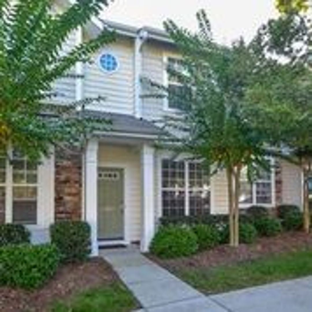 Stallings House: 1036 Tabard Lane